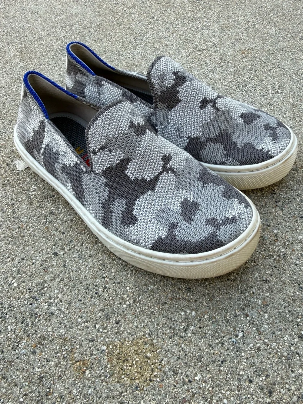 Rothy’s The Kids Sneaker in Grey Camo size 13 preloved